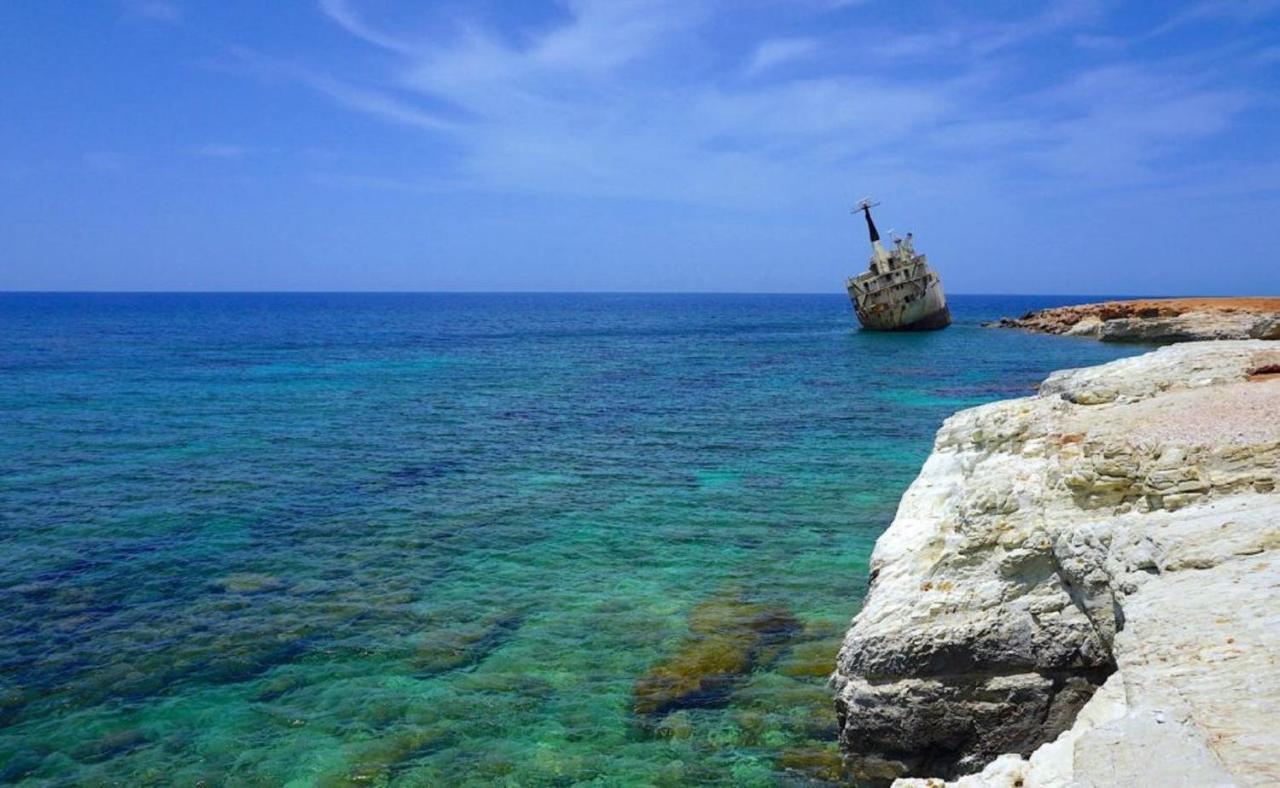 Poolside 2 Bedroom Apt, Paphos Riviera, Universal Area מראה חיצוני תמונה